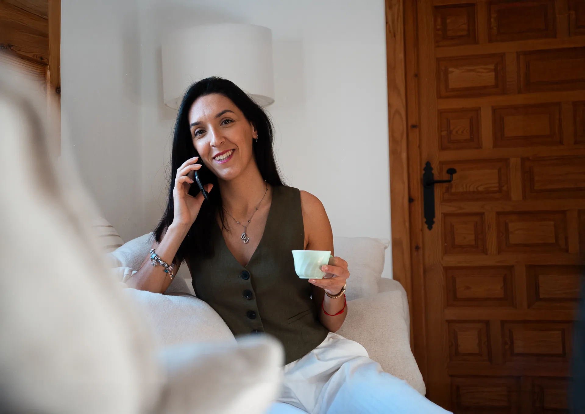 Imagen de Cynthia Zapata, ceradora de la marca personal de Zaplop.